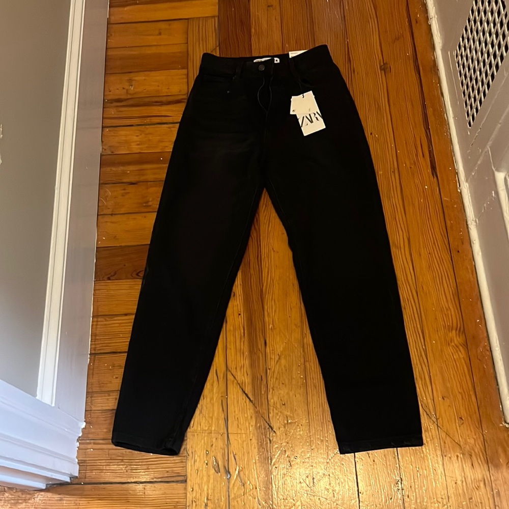 Zara straight leg with tags